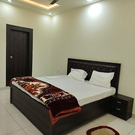 Hotel Dev International Khalilabad Exterior photo
