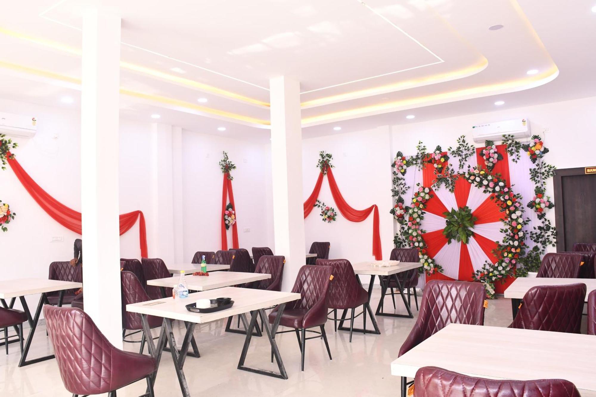 Hotel Dev International Khalilabad Exterior photo