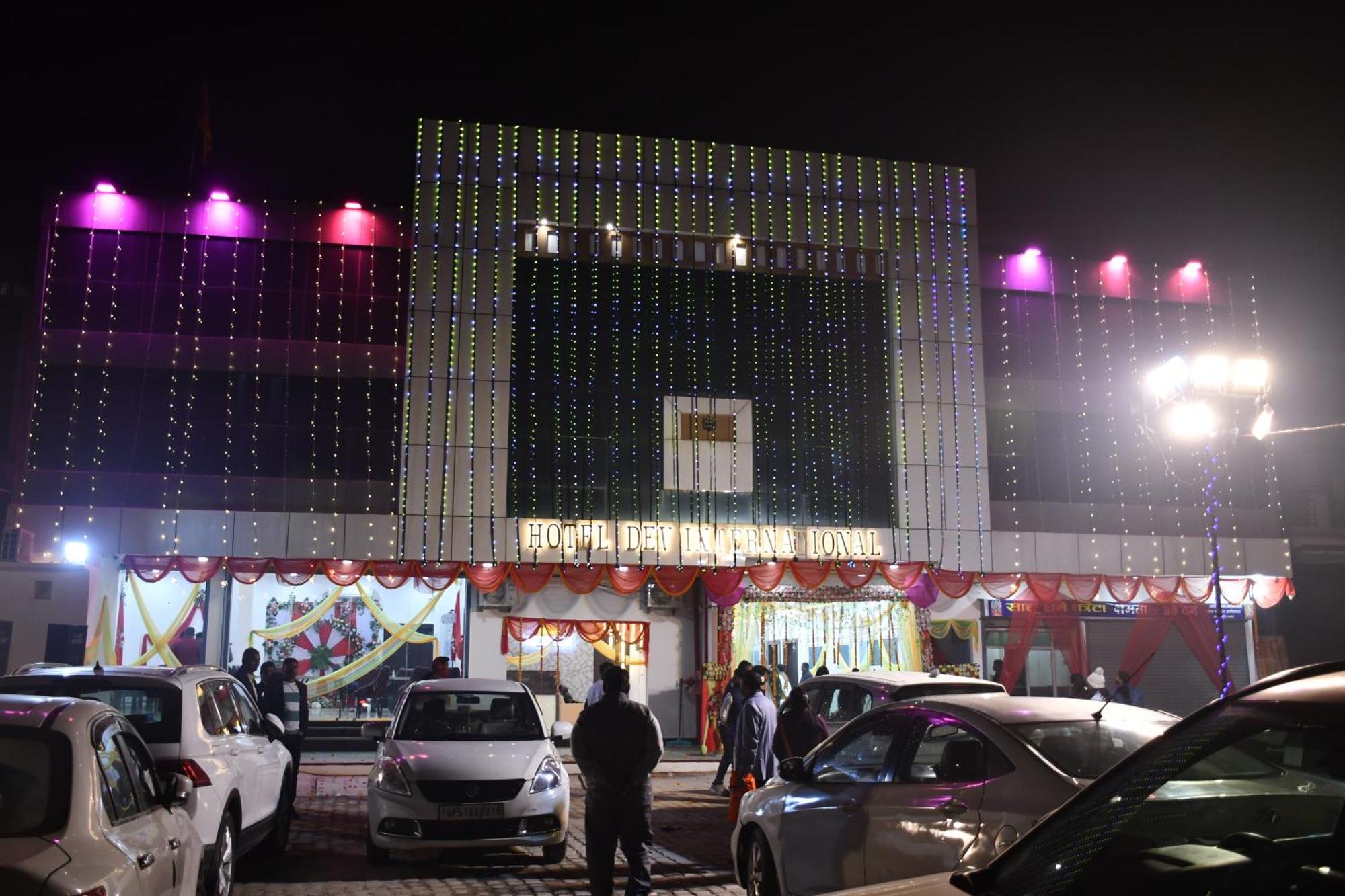 Hotel Dev International Khalilabad Exterior photo